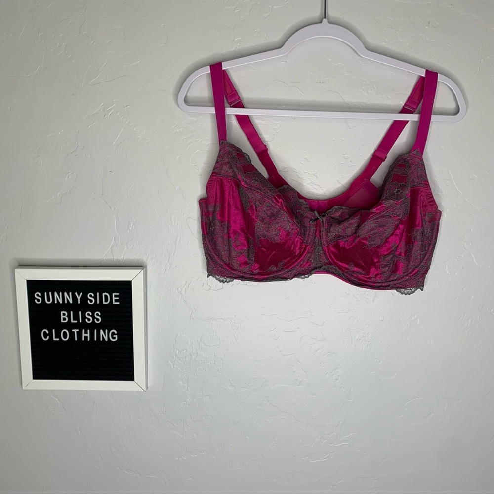 Cacique Pink Purple Gray Lace Full Coverage Unlined Bra 38F Supportive